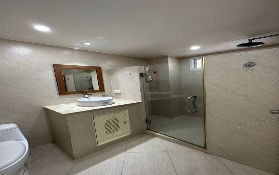 Condo for sale on Pratumnak, Executive Residence 4 condo for sale, ground floor condo for sale in Pattaya, Pratumnak condo for sale, Property Excellence