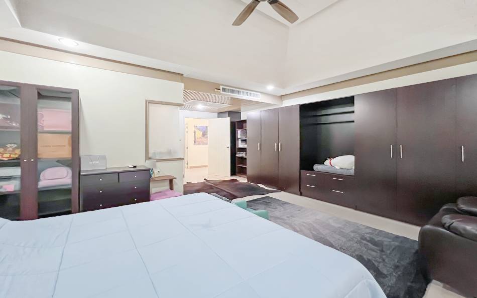 Pattaya, 3 Bedrooms Bedrooms, ,3 BathroomsBathrooms,House,For Sale,2692