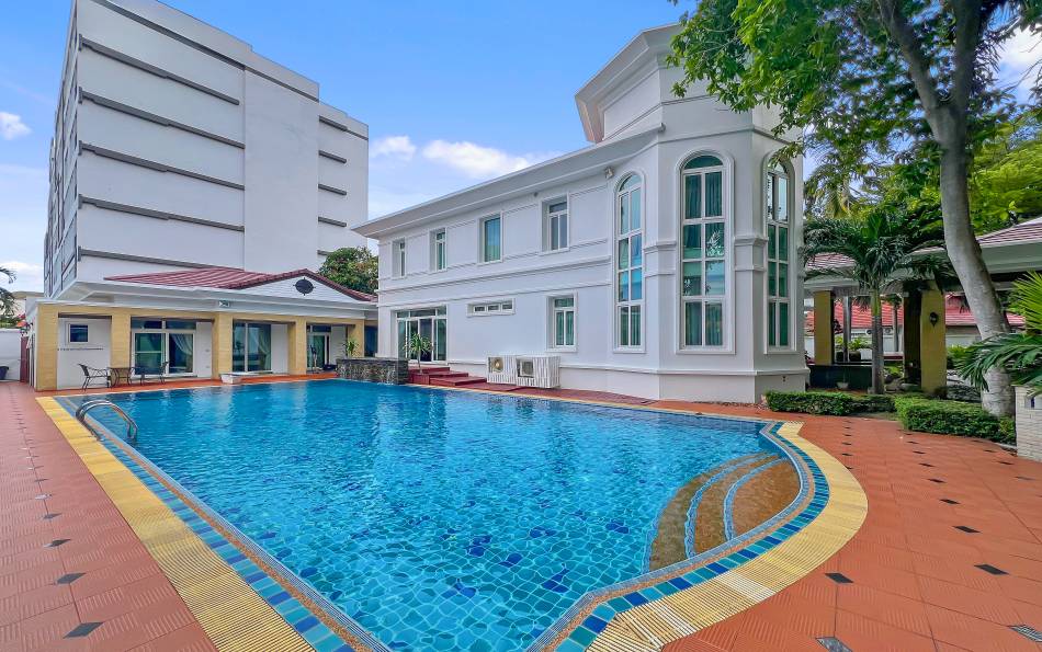 Pattaya, 6 Bedrooms Bedrooms, ,7 BathroomsBathrooms,House,For Sale,2719