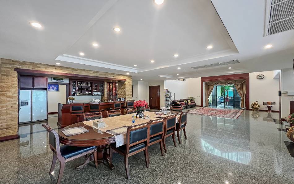 Pattaya, 6 Bedrooms Bedrooms, ,7 BathroomsBathrooms,House,For Sale,2719