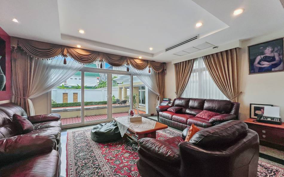 Pattaya, 6 Bedrooms Bedrooms, ,7 BathroomsBathrooms,House,For Sale,2719