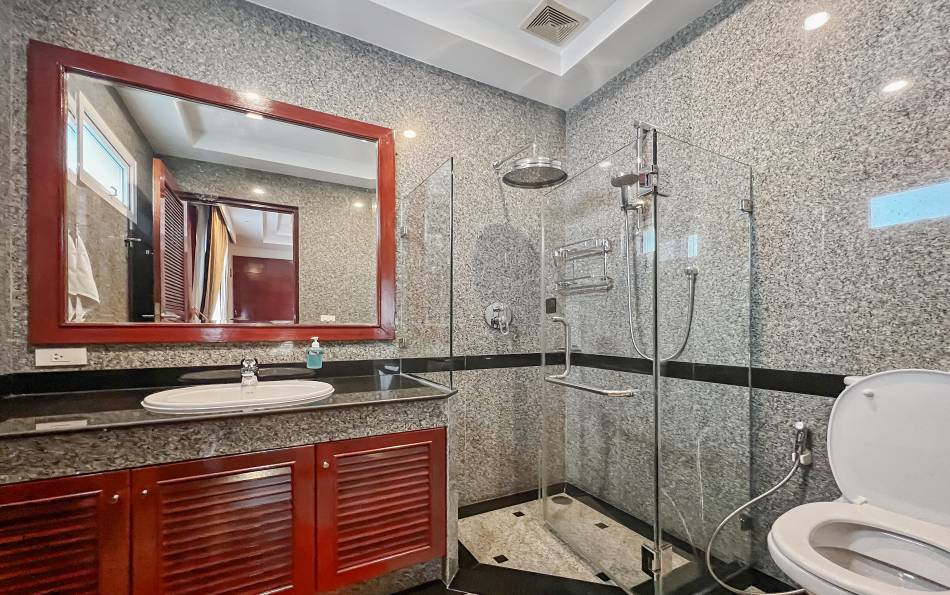 Pattaya, 6 Bedrooms Bedrooms, ,7 BathroomsBathrooms,House,For Sale,2719