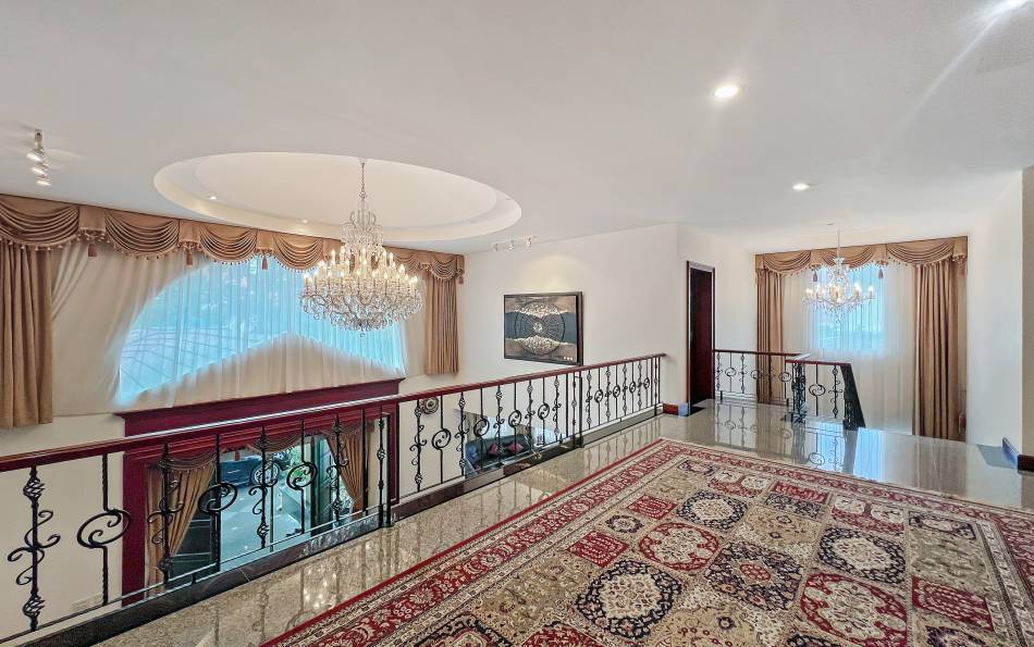 Pattaya, 6 Bedrooms Bedrooms, ,7 BathroomsBathrooms,House,For Sale,2719