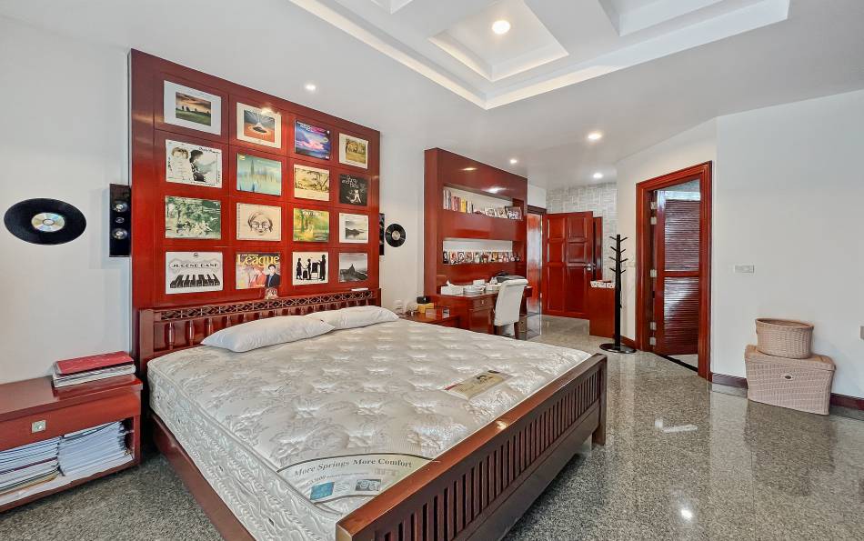 Pattaya, 6 Bedrooms Bedrooms, ,7 BathroomsBathrooms,House,For Sale,2719