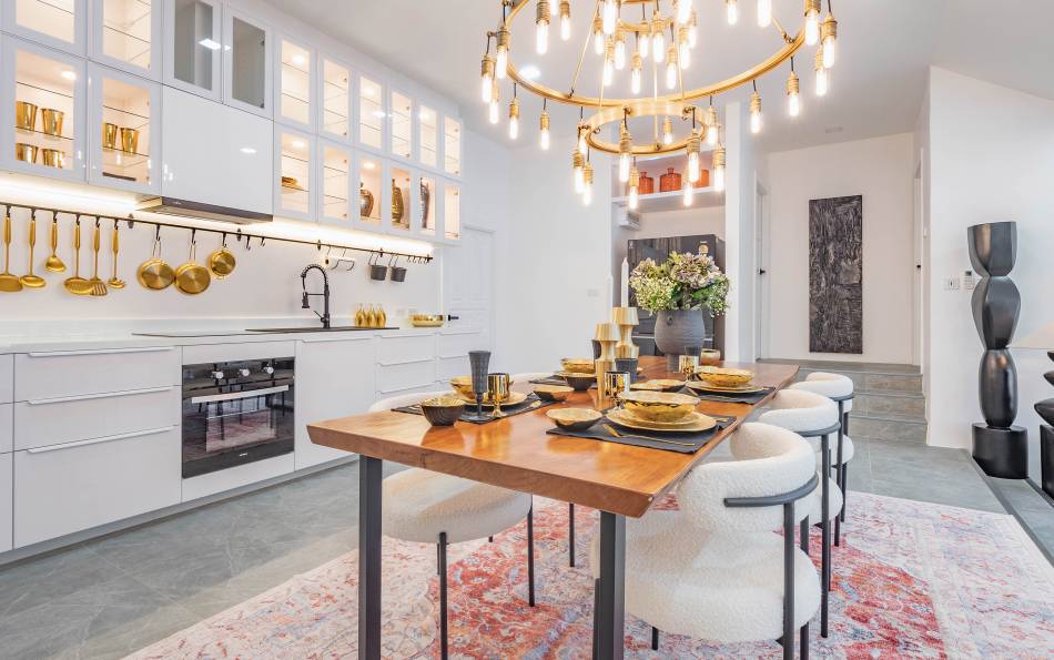 Pattaya, 5 Bedrooms Bedrooms, 0 ,5 BathroomsBathrooms,House,For Sale,0,2835