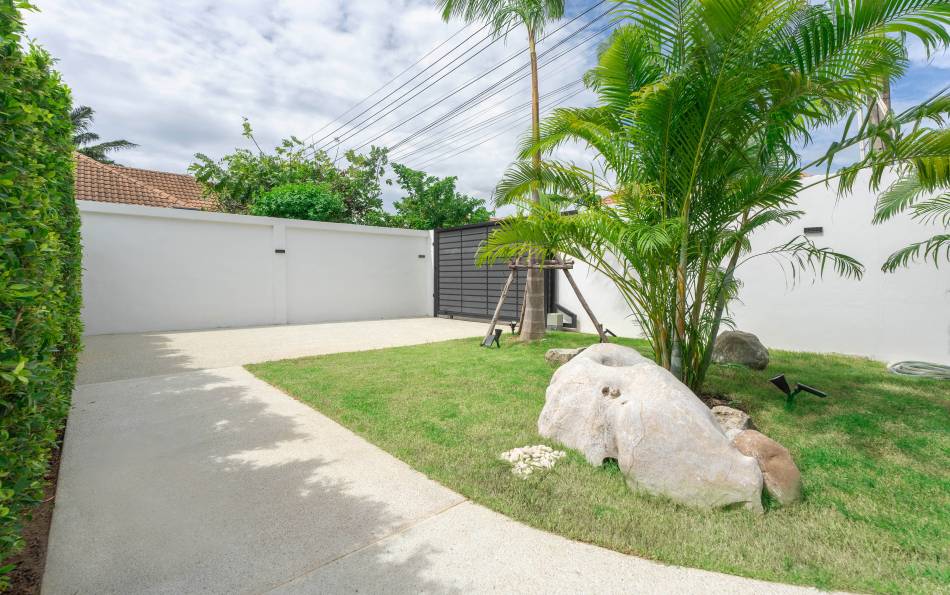 Pattaya, 5 Bedrooms Bedrooms, 0 ,5 BathroomsBathrooms,House,For Sale,0,2835