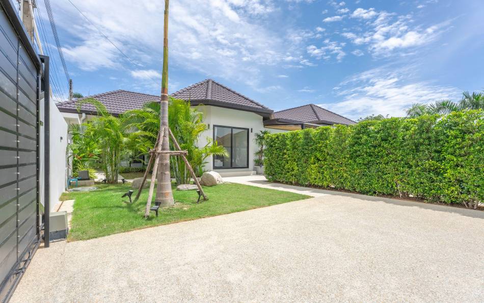 Pattaya, 5 Bedrooms Bedrooms, 0 ,5 BathroomsBathrooms,House,For Sale,0,2835