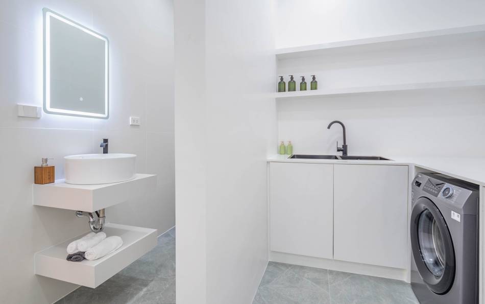 Pattaya, 5 Bedrooms Bedrooms, 0 ,5 BathroomsBathrooms,House,For Sale,0,2835