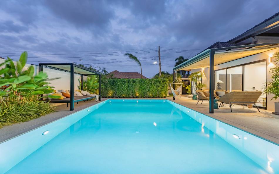 Pattaya, 5 Bedrooms Bedrooms, 0 ,5 BathroomsBathrooms,House,For Sale,0,2835