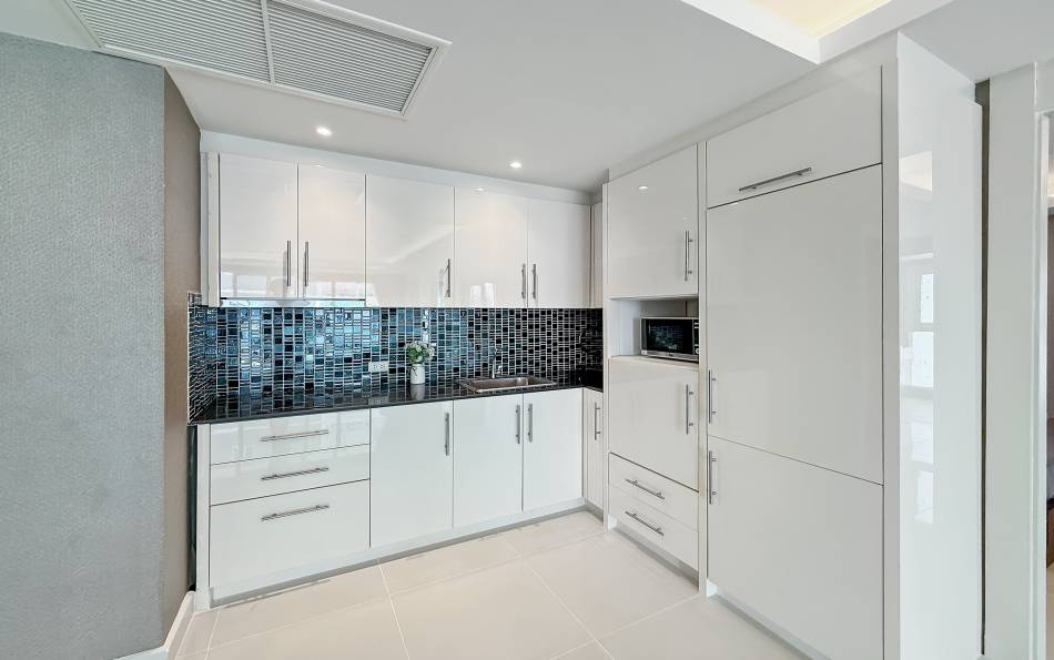 Pattaya, 2 Bedrooms Bedrooms, 0 ,3 BathroomsBathrooms,Condo,For Sale,17,2852