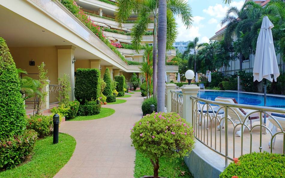 Pattaya, 2 Bedrooms Bedrooms, 0 ,1 BathroomBathrooms,Condo,For Sale,1040