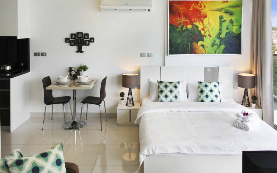 Beachfront, studio, for sale, Wongamat Tower, spacious